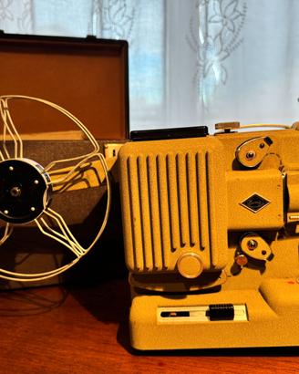 Proiettore Eumig per pellicola 8 mm