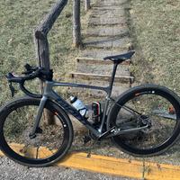 Giant defy advanced 1 2024