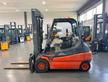 CARRELLO ELEVATORE ELETTRICO LINDE E 30