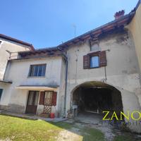 Casa accostata - Moraro