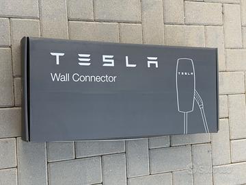 Tesla Wall Connector Gen 2 Type 2 22kW come nuovo