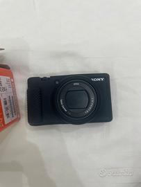 SONY ZV1 + flash integrato