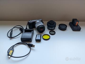 SONY NEX C3 + 18-55mm OSS + PZ 16-50mm OSS II