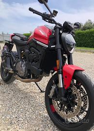 Ducati Monster 937 red Termignoni