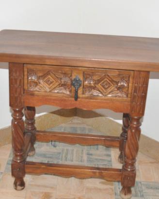 Consolle vintage in legno massello intagliato