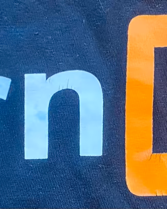 T-shirt nera Pornhub taglia L uomo Roly