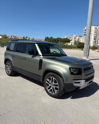 LAND ROVER Defender - 2023