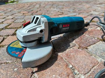 Smerigliatrice BOSCH PROFESSIONAL 880 disco 125