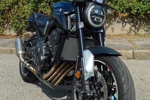 Honda CB 650 R Black Edition 2023 (scarico +acc.)