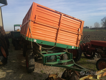 Rimorchio ribaltabile