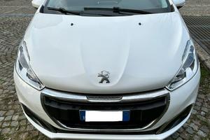 Peugeot 208 1,6 HDI Allure 5p