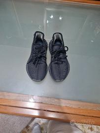 Adidas Yeezy Boost 350 V2