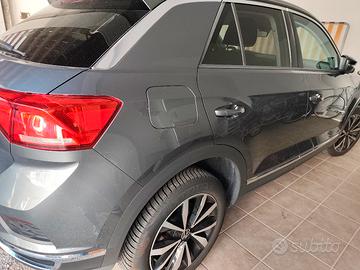 auto T-Roc 