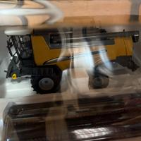 Mietitrebbia Challenger 645C 1:32 UH