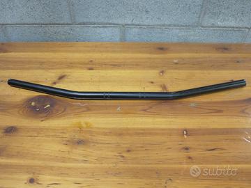 Manubrio aftermarket per moto custom