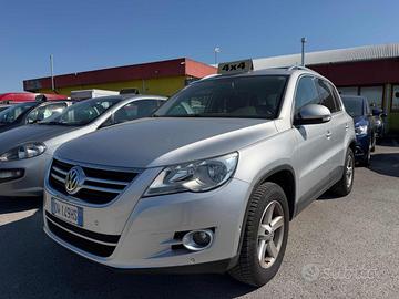VOLKSWAGEN Tiguan 2.0 16V TDI DPF Trend & Fun (1