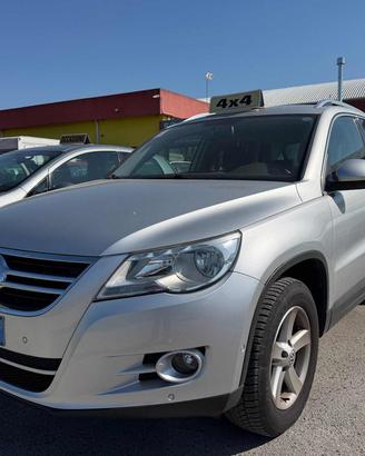 VOLKSWAGEN Tiguan 2.0 16V TDI DPF Trend & Fun (1