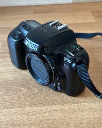 Nikon F50 appena revisionata