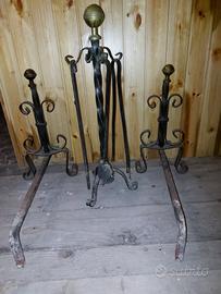 Alari in ferro battuto per camino