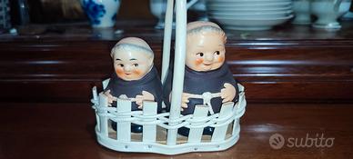 saliera e pepiera di Frate Tuck della Goebel