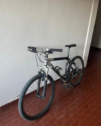 MTB scott 26”