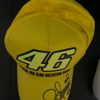 cappello firmato da valentino rossi