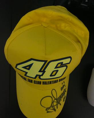 cappello firmato da valentino rossi