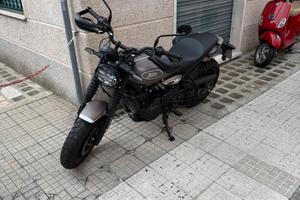 Royal Enfield Guerrilla 450 2025