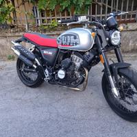 Promo swm outlaw 125-scrambler bialbero-tasso 0%ok