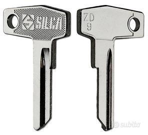 ZADI ZD9 chiave grezza SILCA bloccasterzo moto