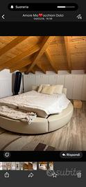 letto rotondo con materasso