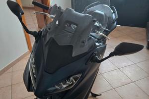 Yamaha T-Max 560 - 2023