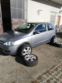 OPEL corsa 1.3 cdti 16v 2004 adatta neopatentati