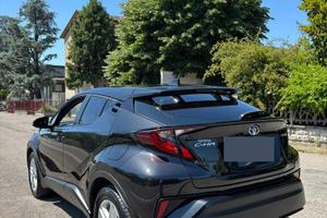 Toyota C-HR 1.8 Hybrid Active 2021 Nera