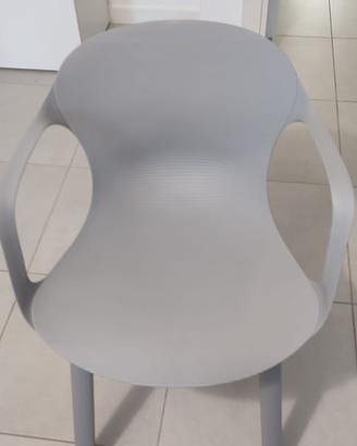 4 sedie moderne in plastica rigida