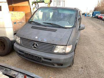 Ricambi usati Mercedes Vito 2001 w638 611 classe V