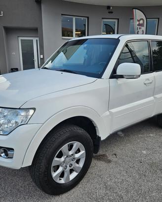 Mitsubishi Pajero 3.2 DI-D 16V aut. 5p. Instyle DP