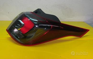 Stop luce fanale posteriore sx dx opel crossland x