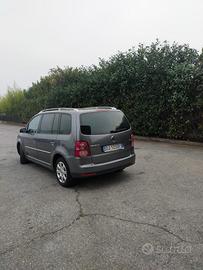 VOLKSWAGEN Touran - 2007