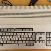 Commodore Amiga 500 completo con scatola originale