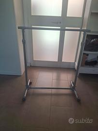 stand appendiabiti