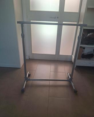 stand appendiabiti