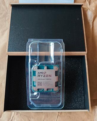 AMD Ryzen 7 7800X3D Tray - Nuovo