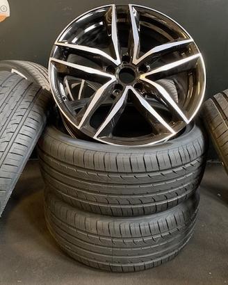 Gomme e cerchi audi 18