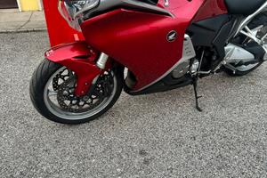 honda VFR1200F