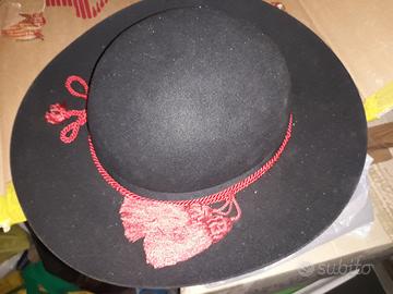 cappello Saturno