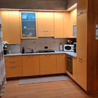 cucina in ciliegio completa di elettrodomestici