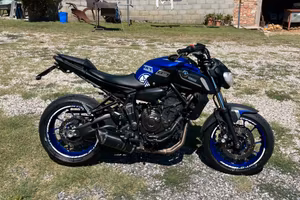 Yamaha MT-07 35kw 5.500€ trattabile
