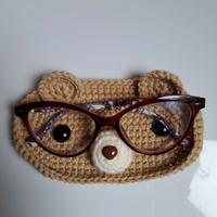 Poggia occhiali all'uncinetto