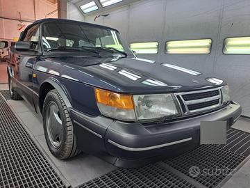 Saab 900 Classic cabrio del 1993.